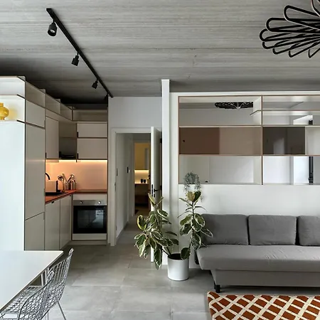 303 Loft Design Cathederale Lägenhet